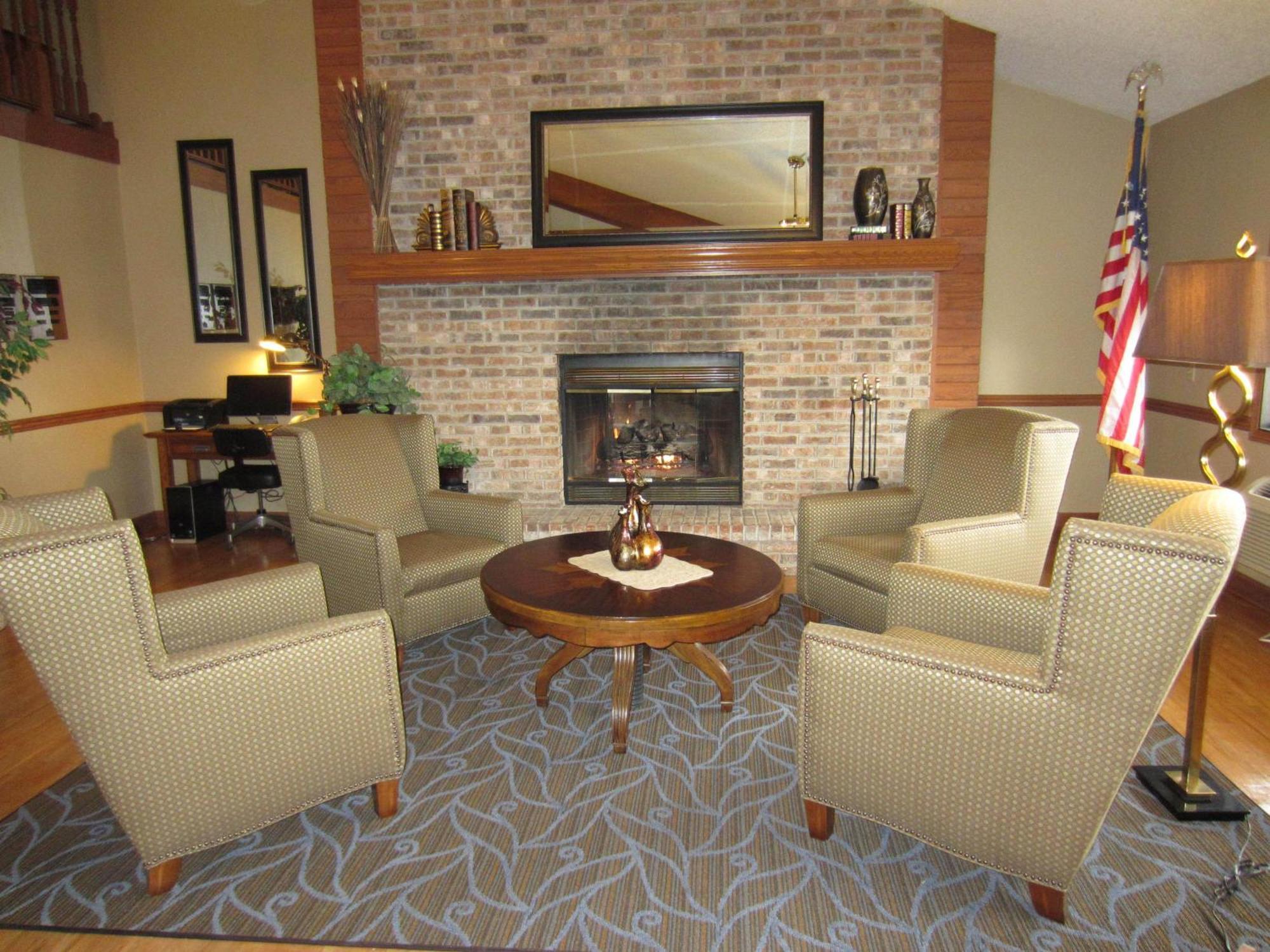 Americinn By Wyndham Hutchinson Esterno foto